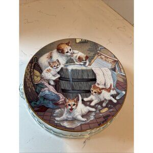 Country Kitties By Gre Gerardi “All Washed Up” Collectors Plate
